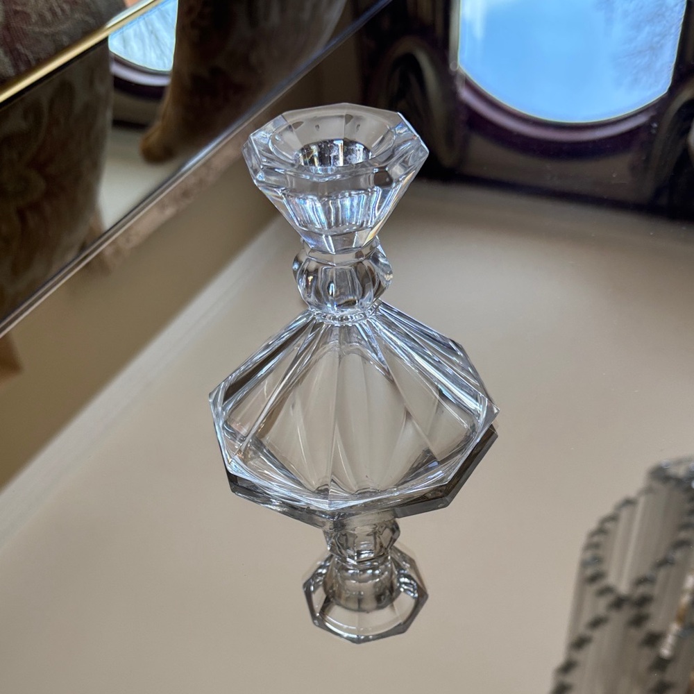 Elegant Crystal Candle Holder